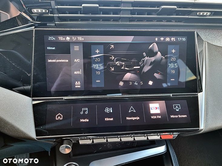 Peugeot 308 BlueHDi 130 Stop & Start Allure Pack - 33