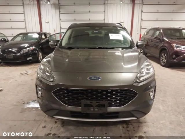 Ford Escape 2.0 EcoBoost AWD Titanium - 7