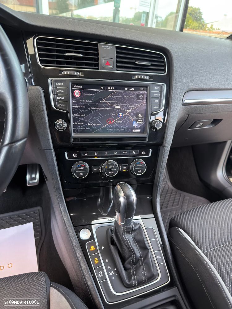 VW Golf R 4Motion BlueMotion DSG - 17