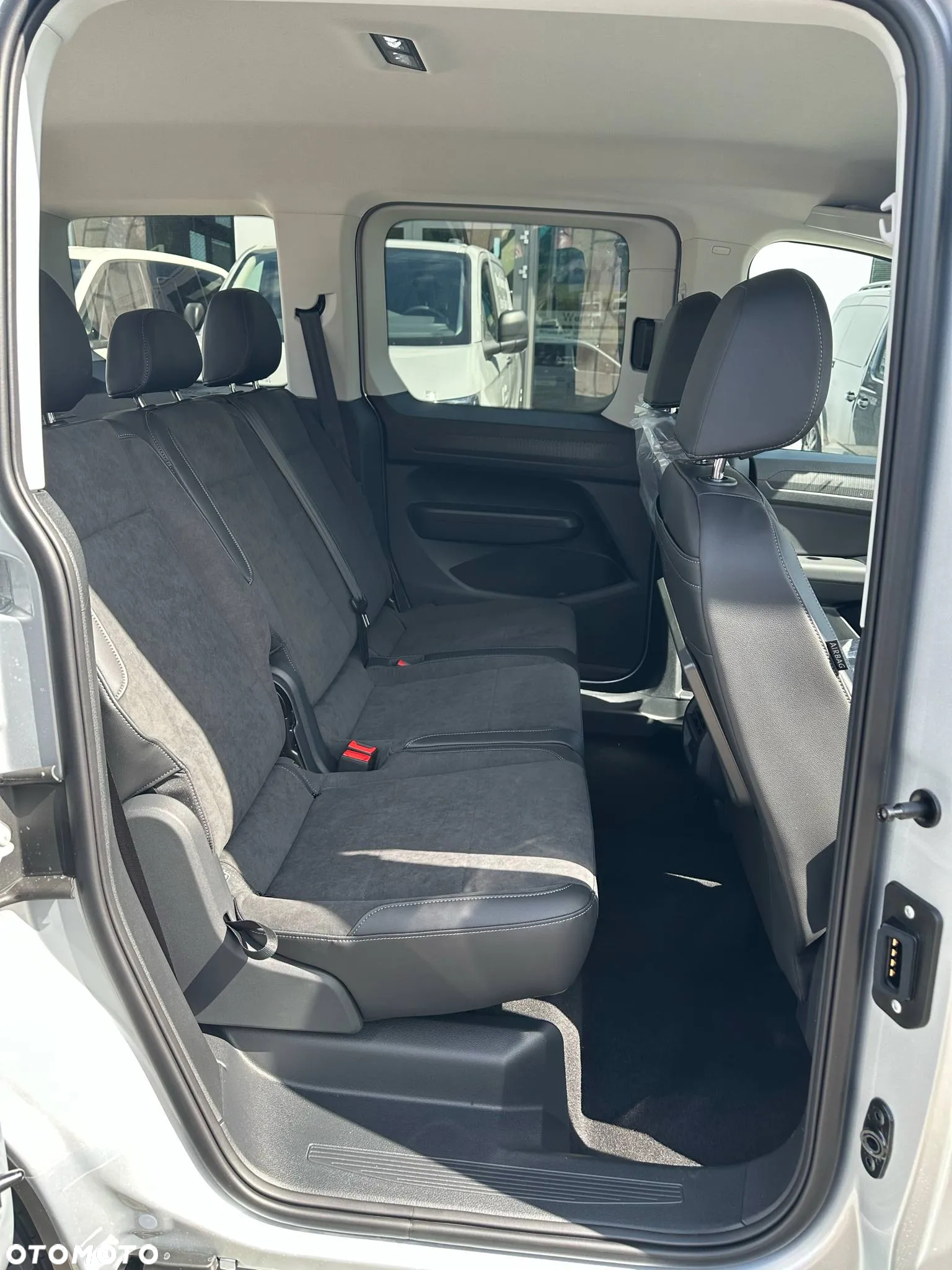 Volkswagen Caddy 2.0 TDI Style DSG - 13