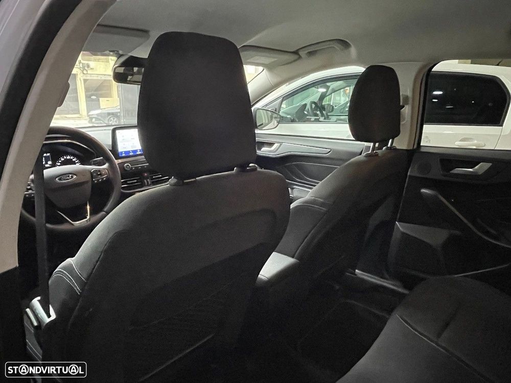 Ford Focus SW 1.0 EcoBoost Active Aut. - 22