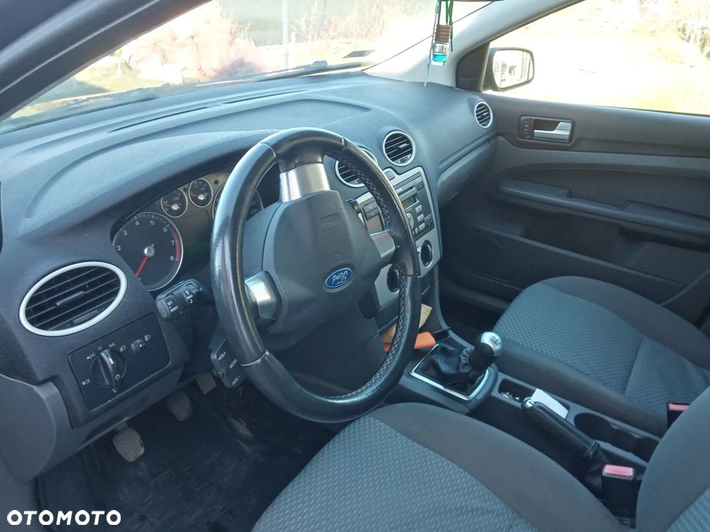 Ford Focus - 9