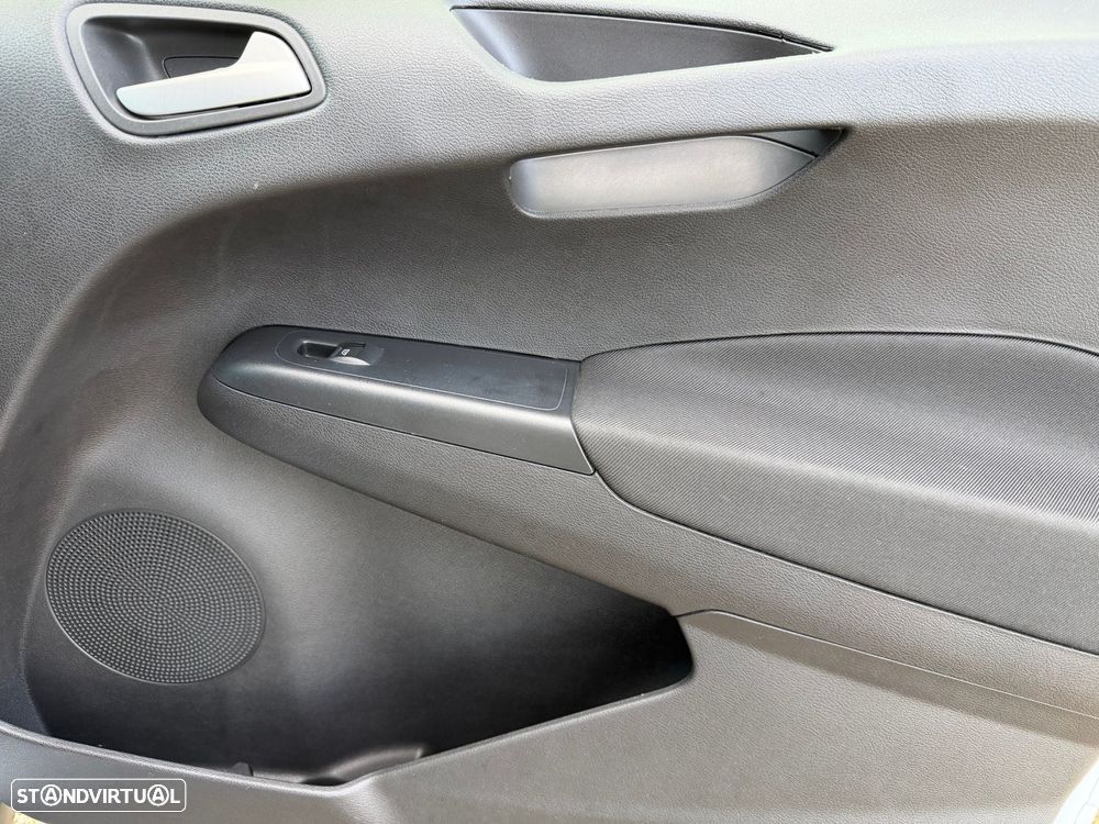 Ford Transit Courier 1.5 TDCi Trend - 19