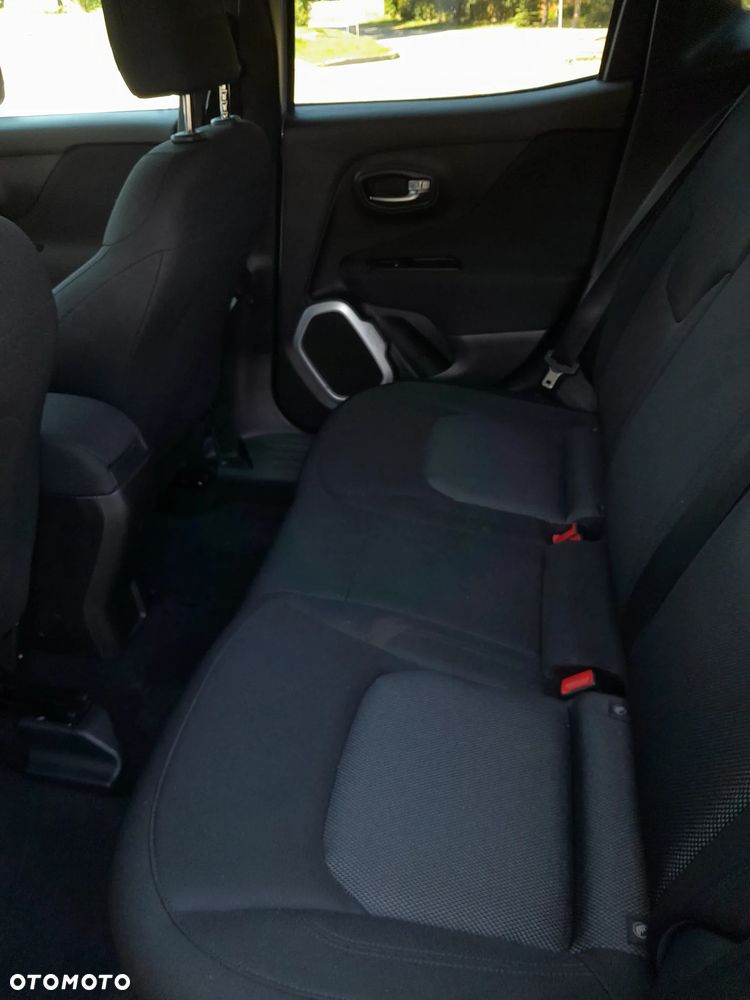 Jeep Renegade - 19