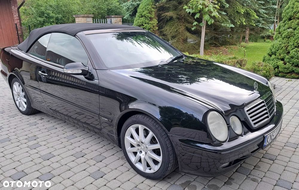 Mercedes-Benz CLK - 1