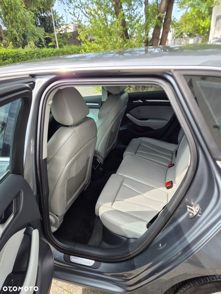 Audi A3 Sportback 2.0 TDI Ambiente - 10
