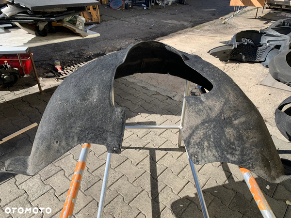 Audi Q7 4L 4.2 TFSI nadkole prawe przednie prawy przód