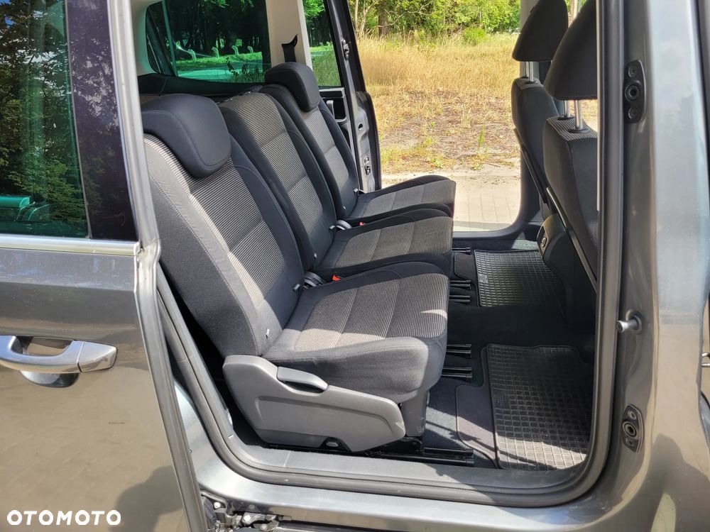 Volkswagen Sharan 2.0 TDI Highline - 12