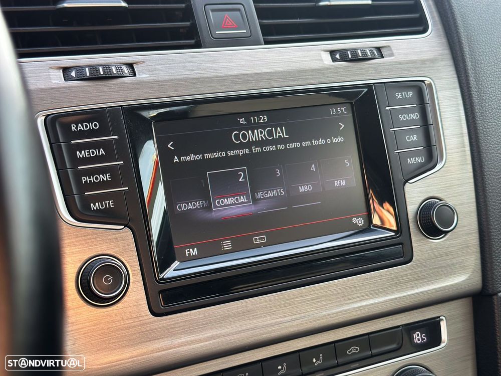 VW Golf 1.6 TDi BlueMotion Confortline - 19