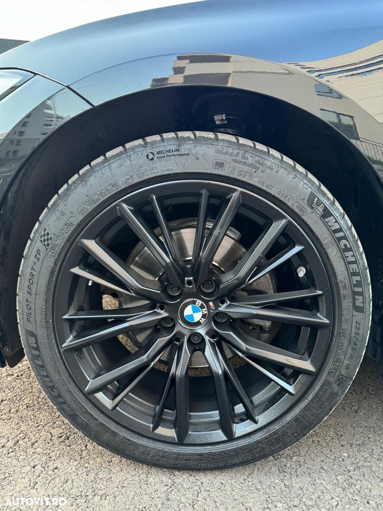 BMW Seria 3 320i xDrive Aut. Sport Line - 29