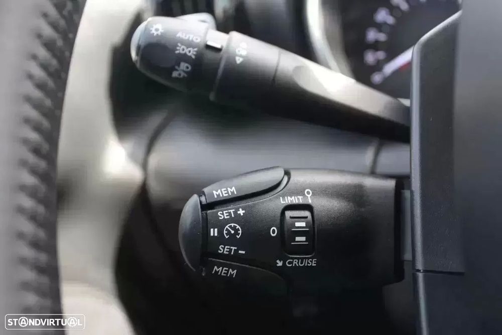 Citroën C3 Aircross 1.5 BlueHDi Plus - 23