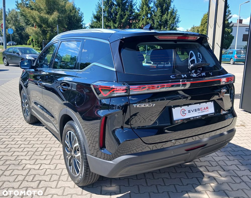 Chery Tiggo 7 1.5 T-GDI Super Hybrid Comfort DHT - 8