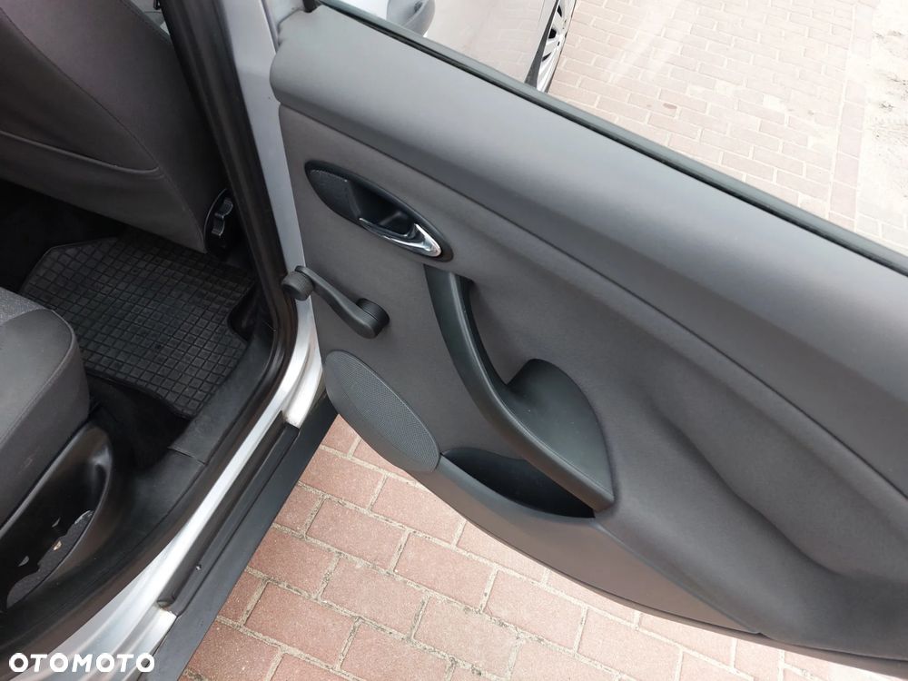 Seat Toledo 1.6 Reference - 15