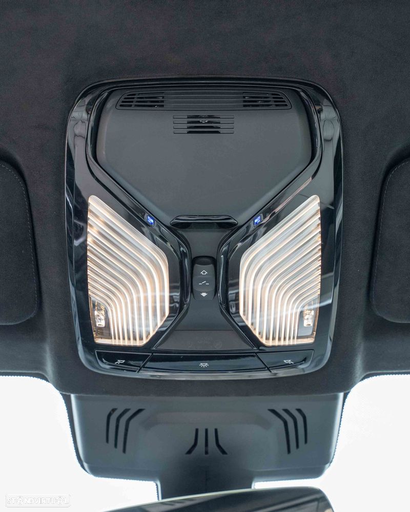 BMW X6 M50i - 24