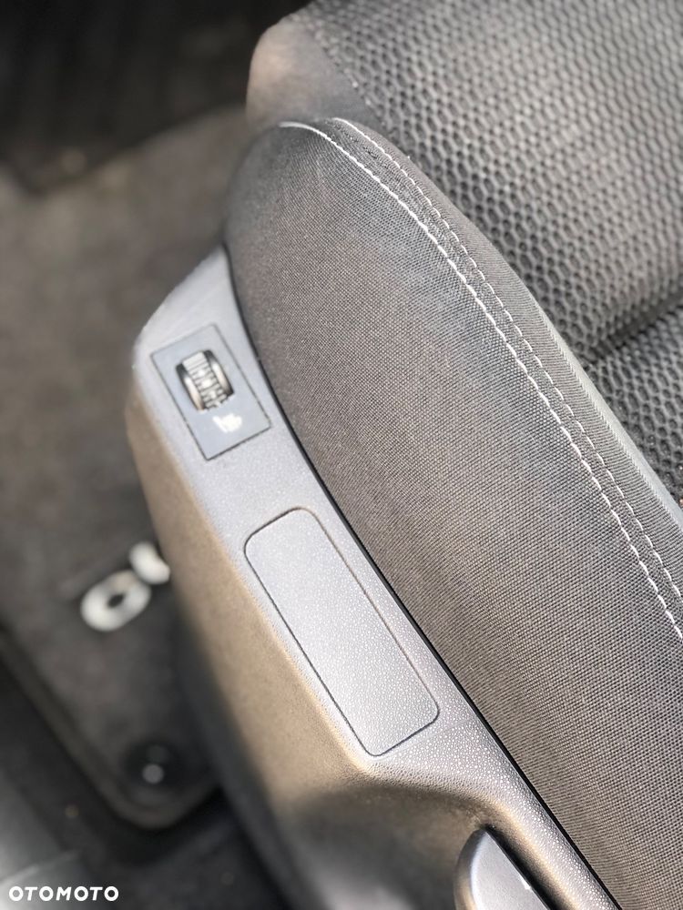 Citroën C4 PureTech 110 Selection - 24