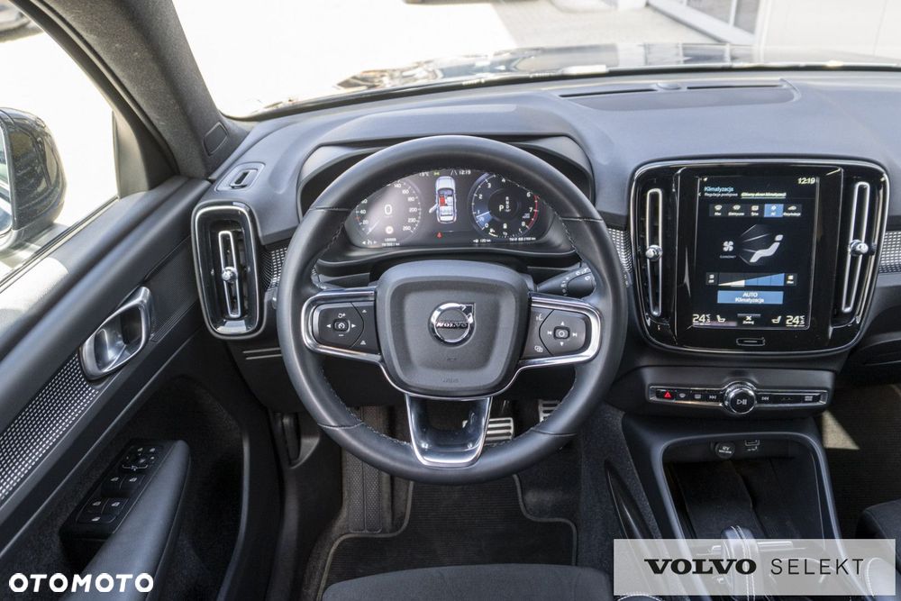 Volvo XC 40 - 21