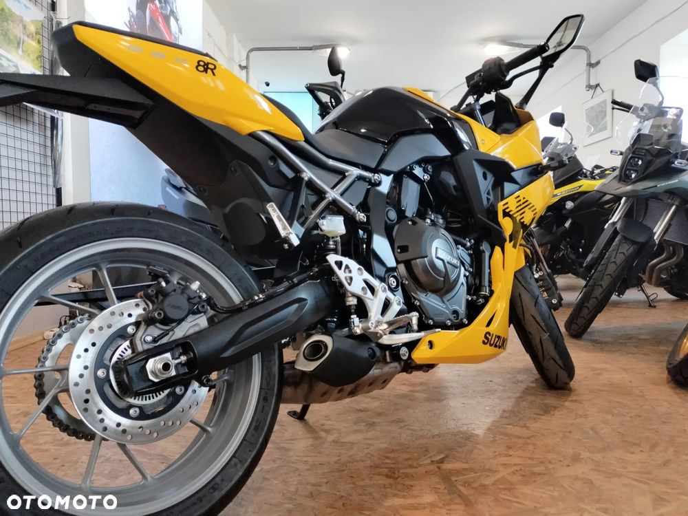 Suzuki GSX - 5