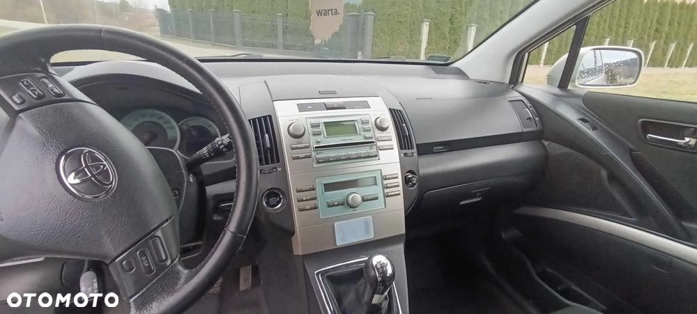 Toyota Corolla Verso 2.0 D-4D Prestige - 5
