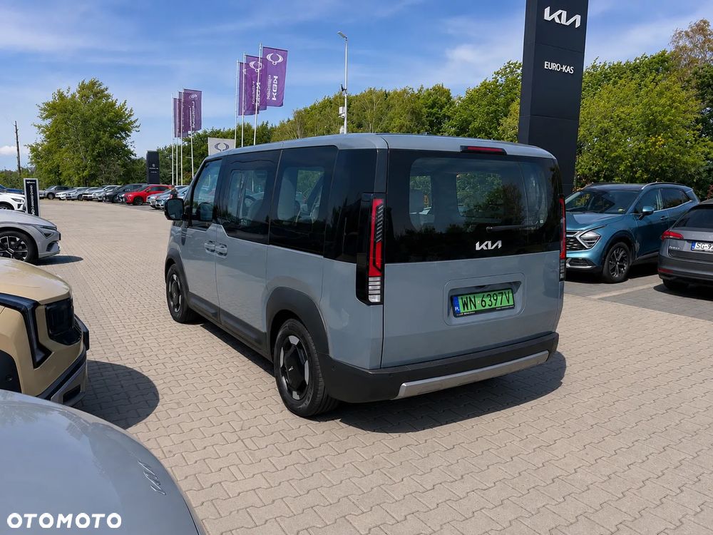 Kia PV5 - 3