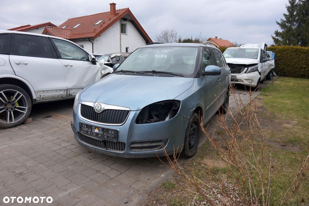 SKODA FABIA II 545 KOMBI 2009 LF5X 9154 1.4 16V BXW 86KM JHQ SZARY na części - 1