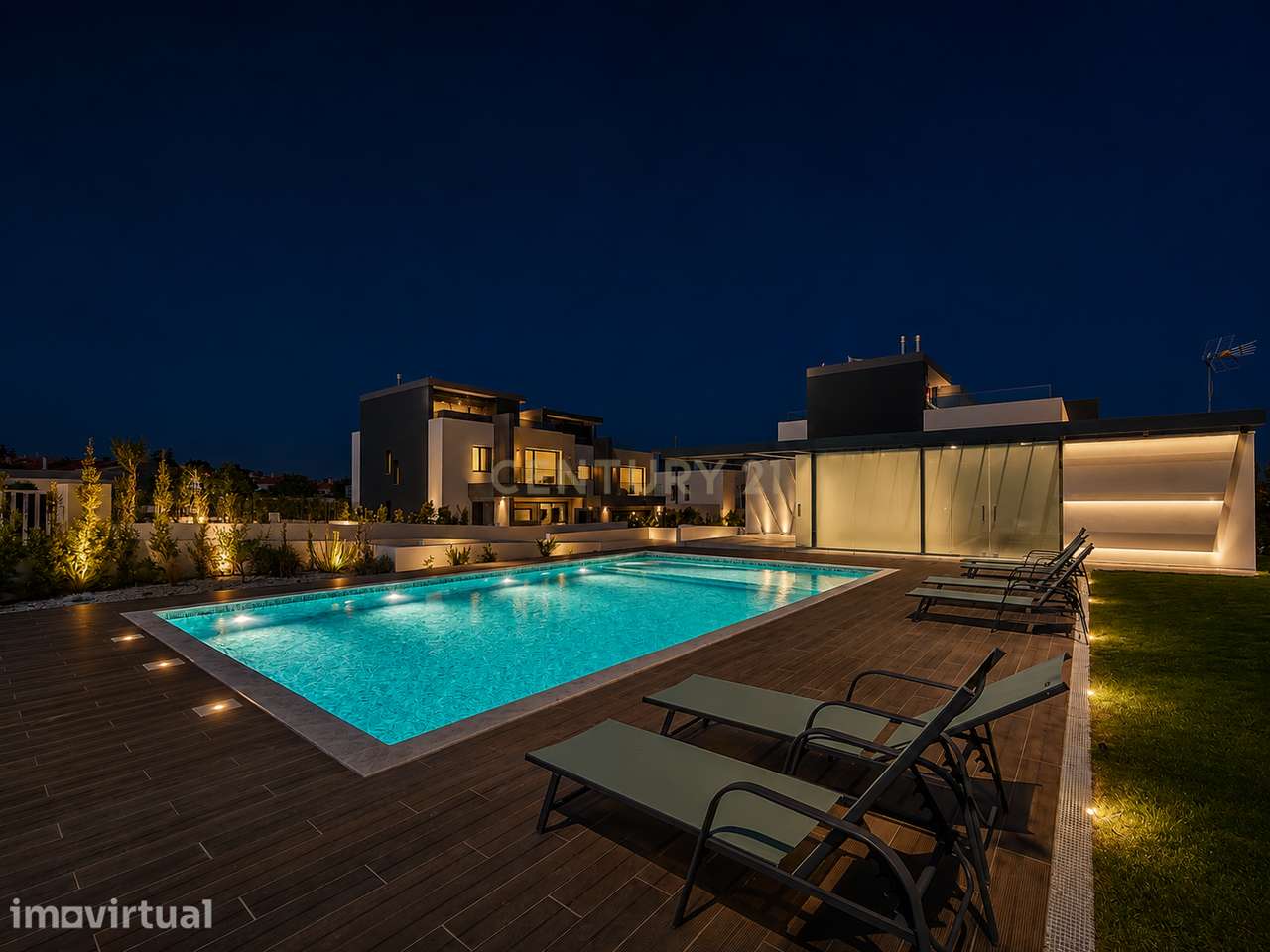 Moradia T4 em Condomínio Privado | Piscina | 6WC | Jardim | Terraço | - Grande imagem: 2/60