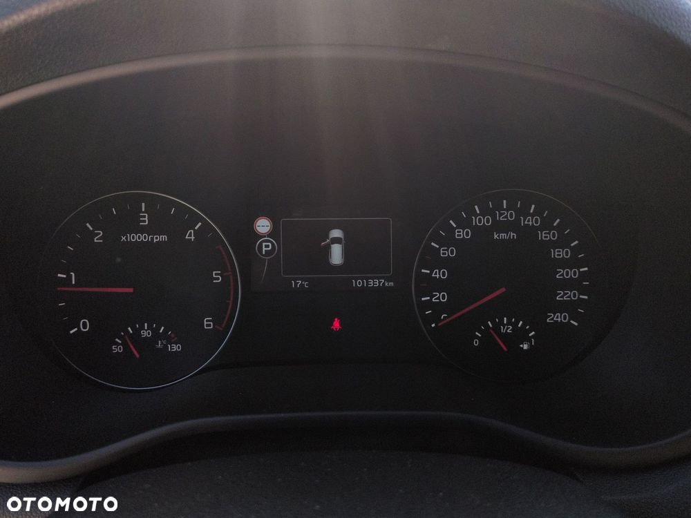 Kia Sportage - 12