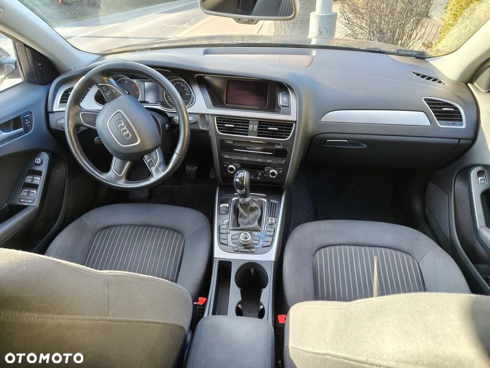 Audi A4 Avant 2.0 TDI ultra DPF Ambiente - 20