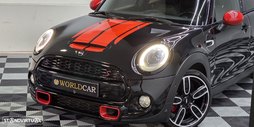 MINI 5 Portas Cooper SD Auto Desportiva - 3