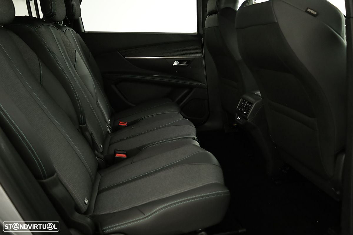 Peugeot 5008 1.2 PureTech Allure Pack EAT8 - 23