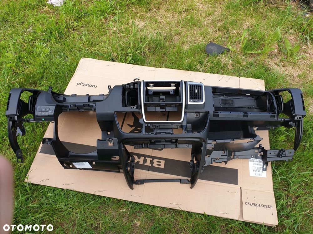 konsola deska pulpit kamper bavaria pilote 2014r - 2