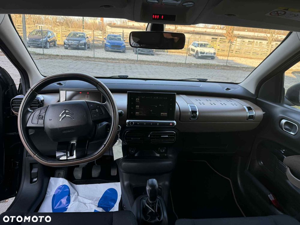 Citroën C4 Cactus 1.2 PureTech Shine S&S - 9