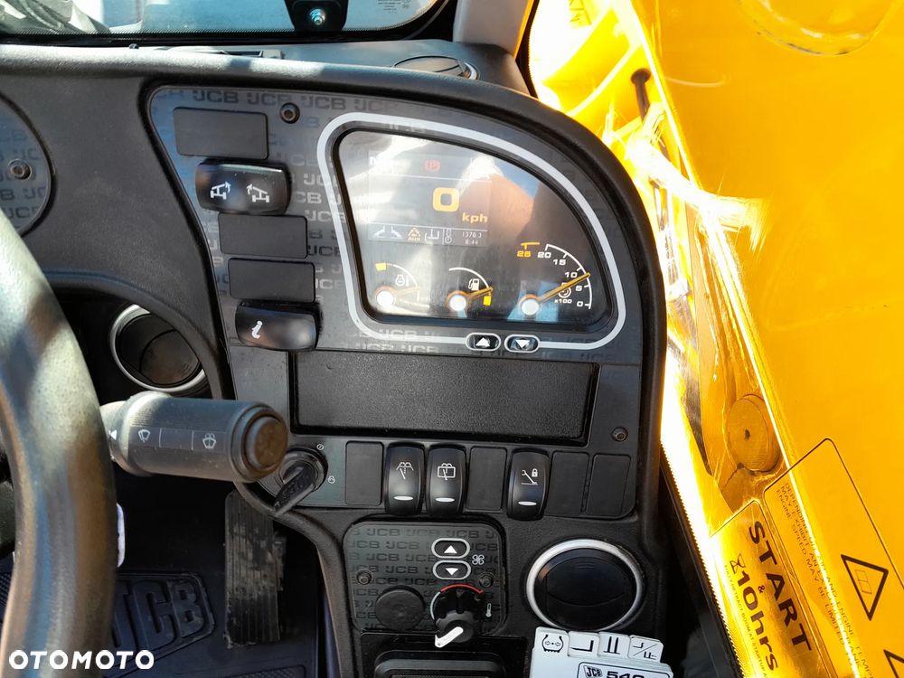 JCB 540-170 2021R - 30