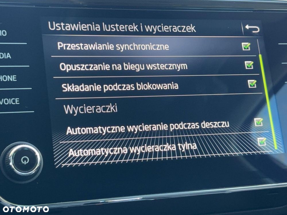 Skoda Superb 2.0 TDI SCR Style DSG - 41