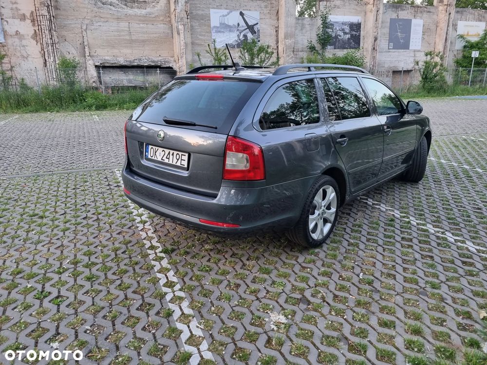Skoda Octavia 1.8 TSI Elegance DSG - 23