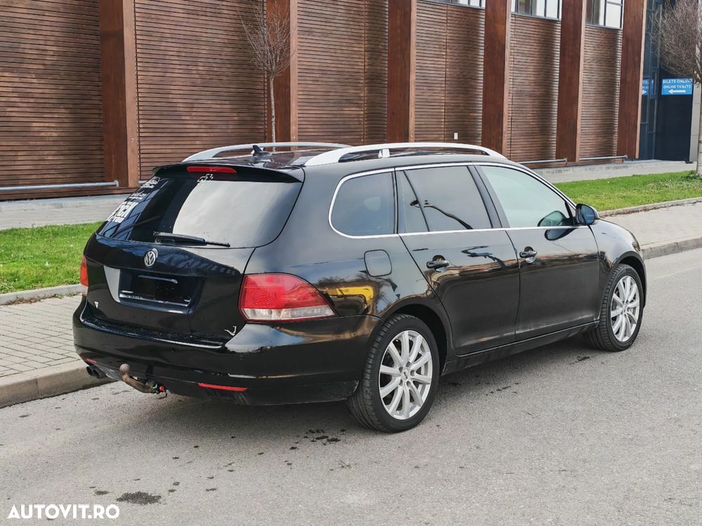 Volkswagen Golf 2.0 TDI DPF Highline - 4