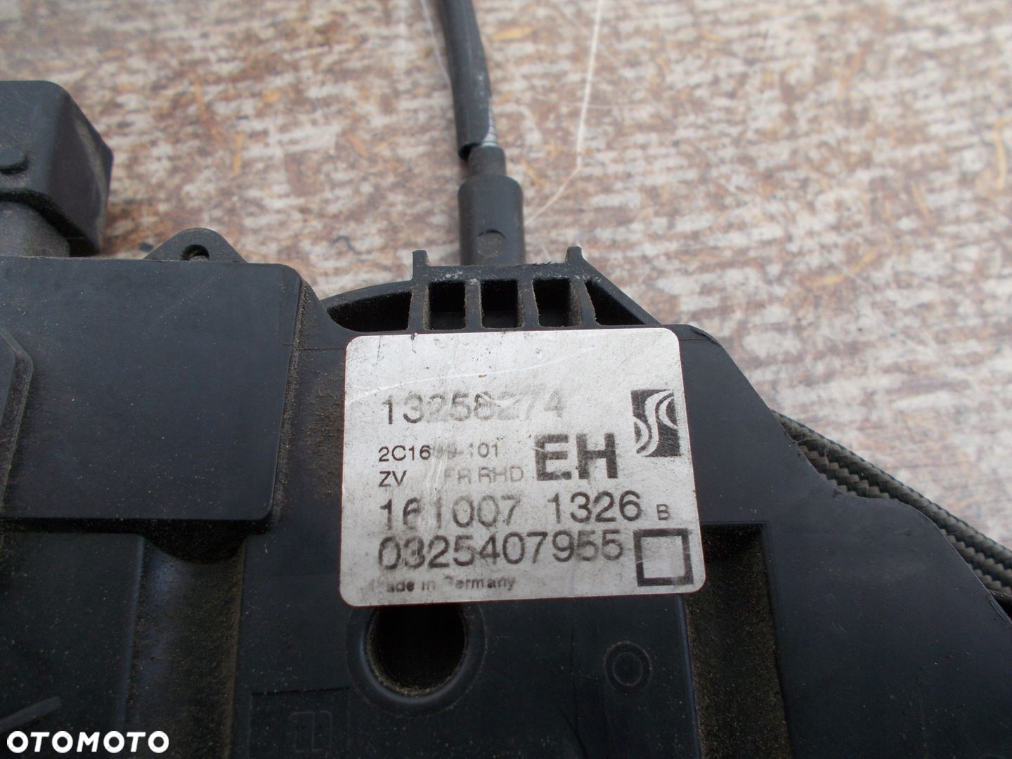 OPEL CORSA D 06-14 13258274 EH ZAMEK DRZWI PRAWY PRZÓD LINKA 3D 6 PIN - 3