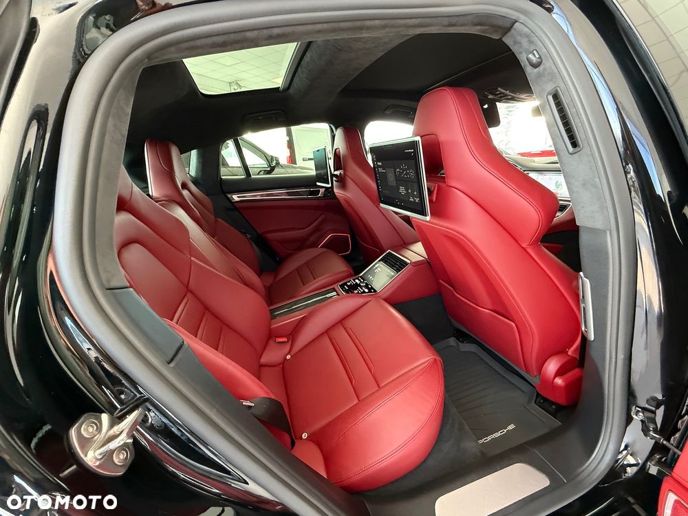 Porsche Panamera - 16