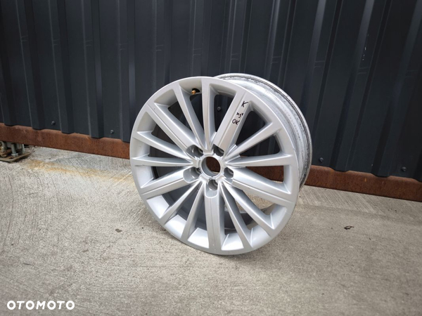 FELGA ALUMINIOWA AUDI VW SEAT SKODA 8.5J R18 ET29 8F0601025A K*3* OK