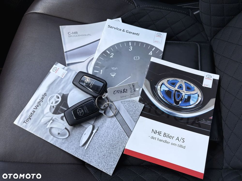 Toyota C-HR 1.2 T GPF Premium - 36