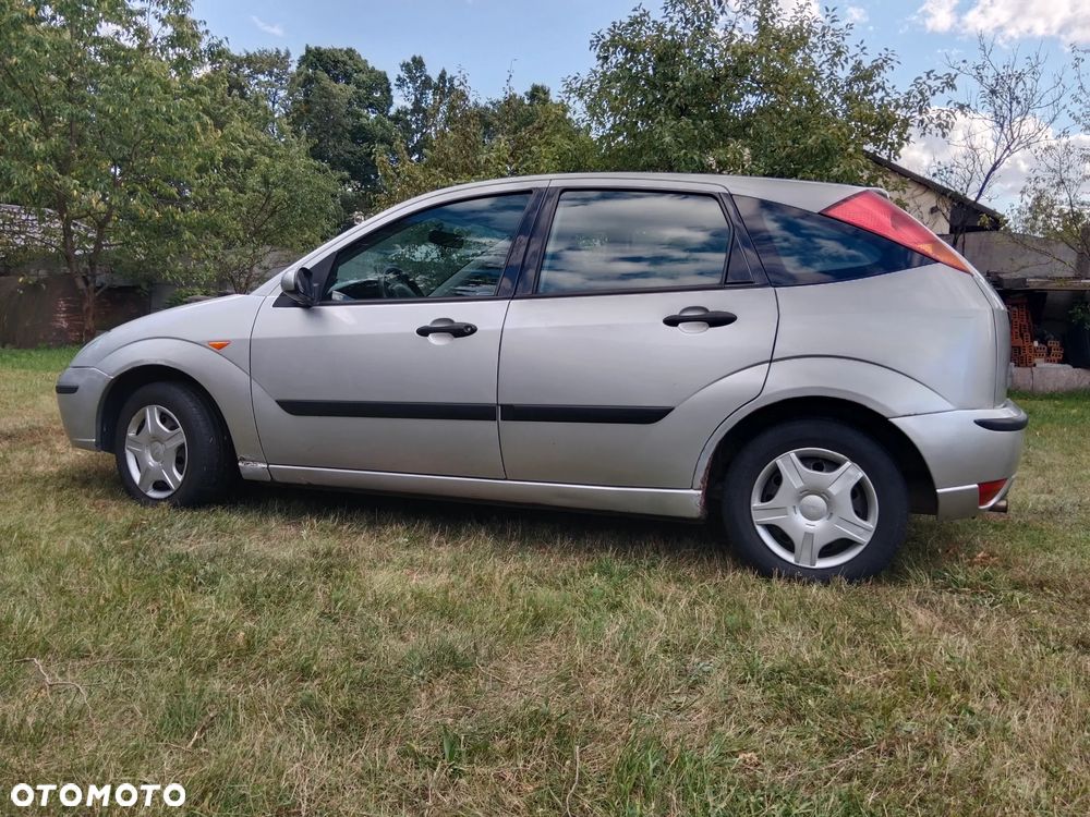 Ford Focus 1.6 Comfort - 4