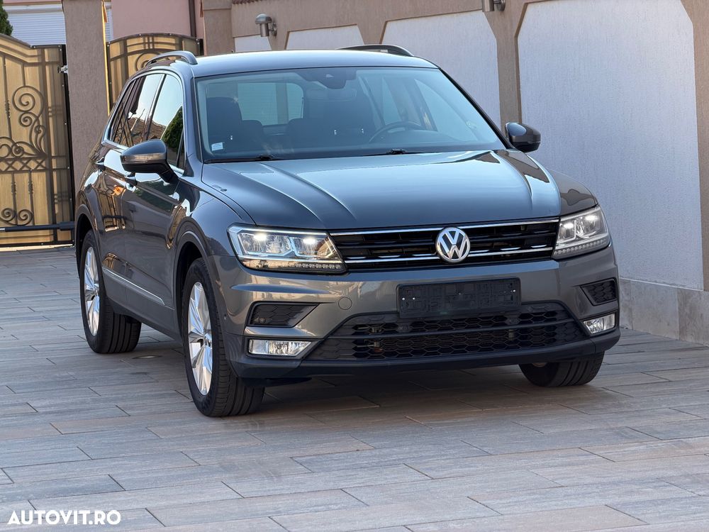 Volkswagen Tiguan - 11