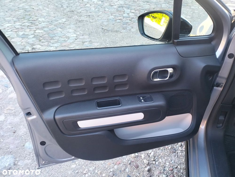 Citroën C3 1.2 PureTech Shine - 15
