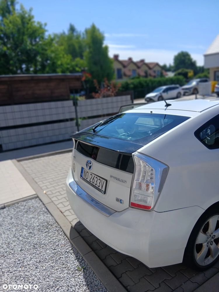 Toyota Prius - 12