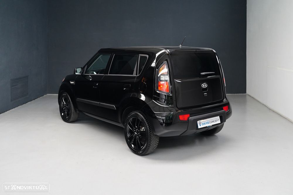 Kia Soul 1.6 CRDi TX - 13