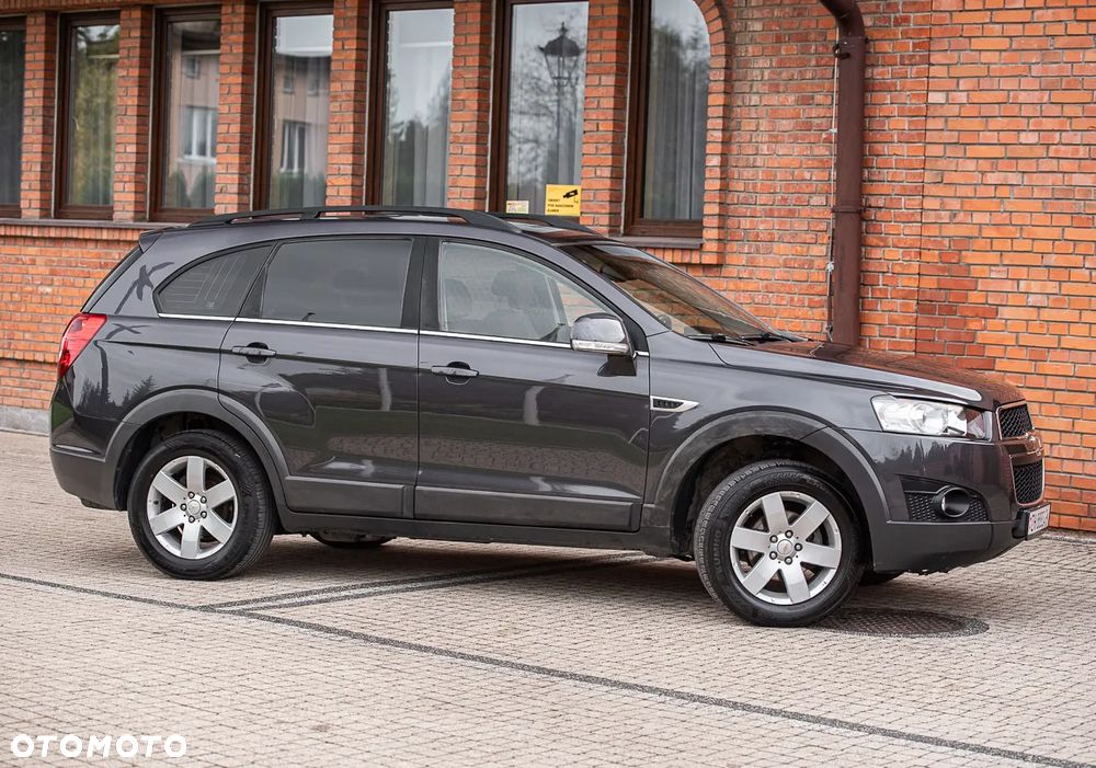 Chevrolet Captiva 2.4 AWD LT+ - 3