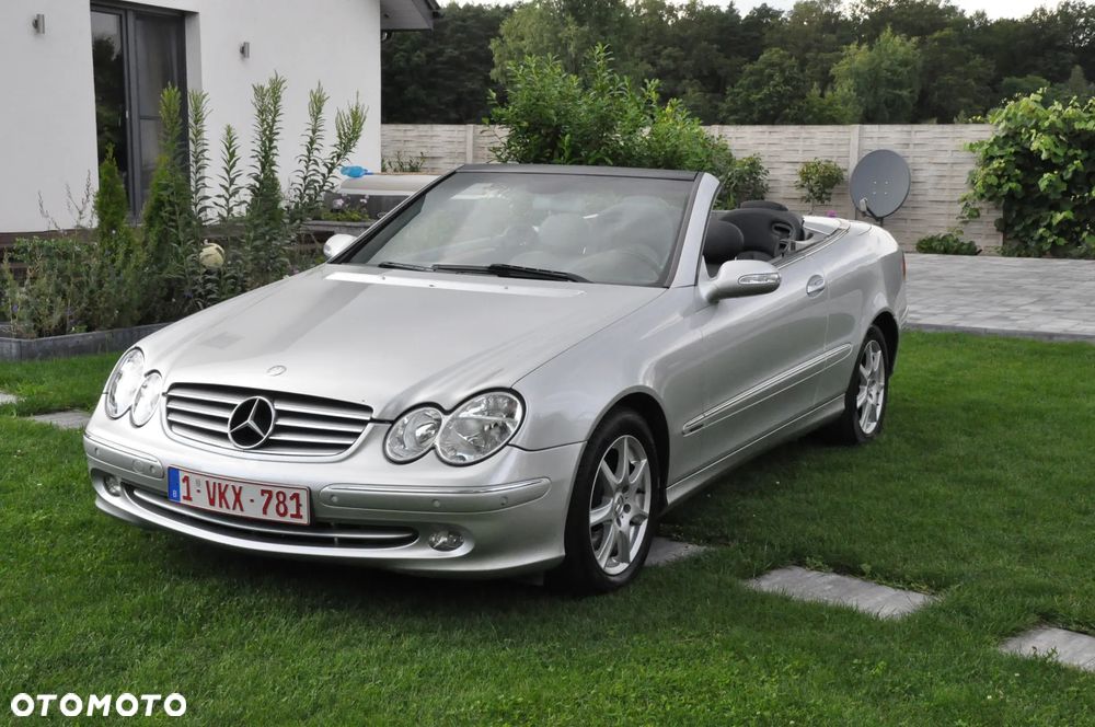 Mercedes-Benz CLK - 15