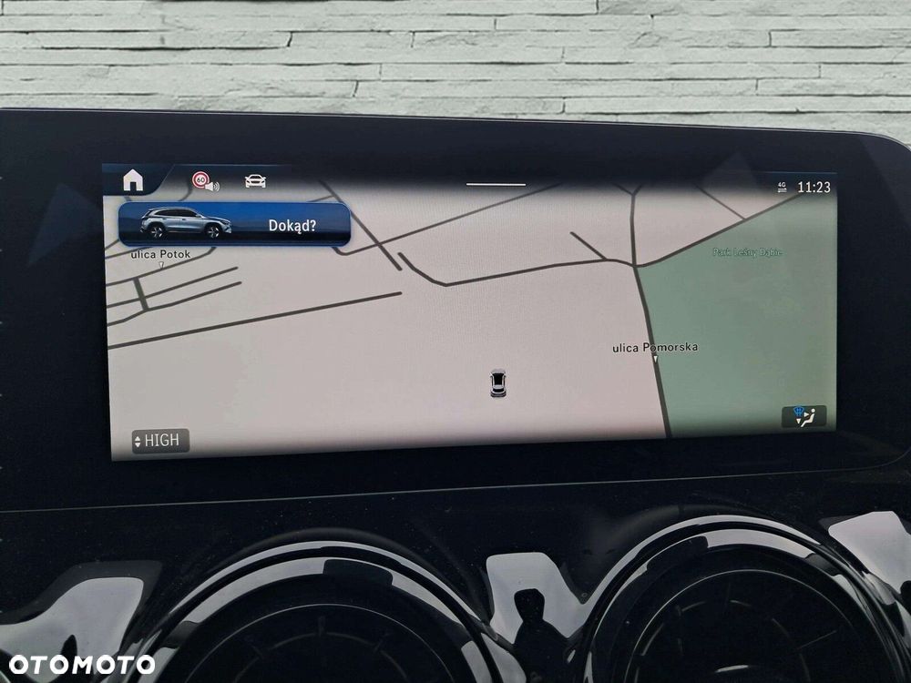 Mercedes-Benz GLA 200 d - 17