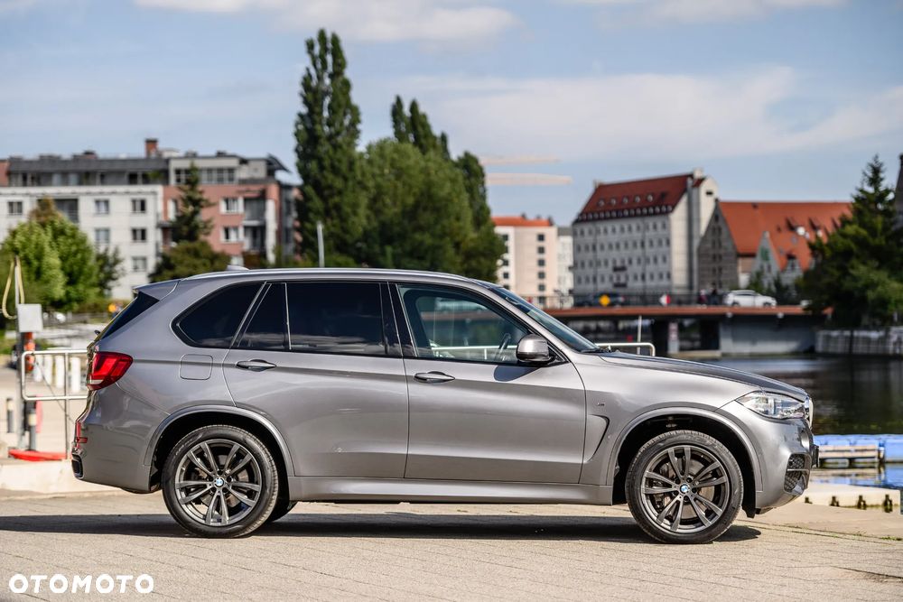 BMW X5 M M50d - 10