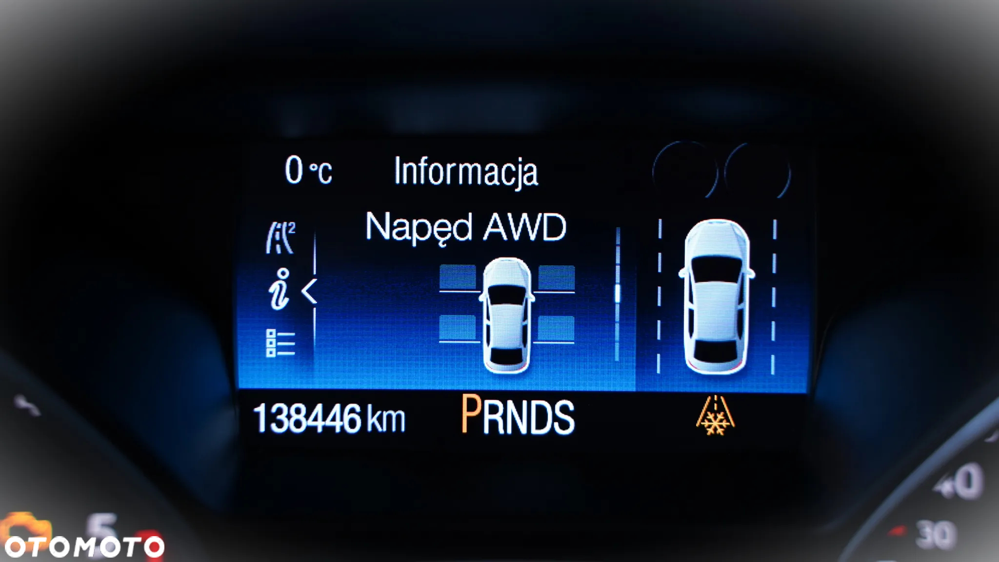 Ford Kuga 2.0 TDCi 4x4 Vignale - 32
