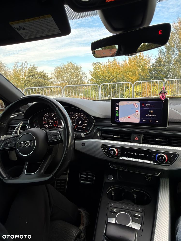 Audi A4 Limousine - 10